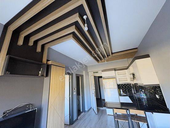 Karaca'dan Metrokent'te Eşyalı 1+1 Kiralık Daire