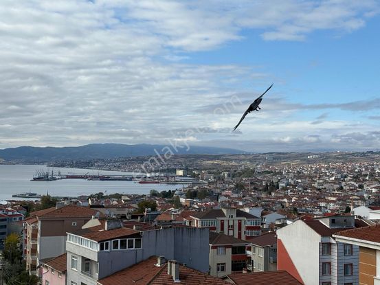 Karaca'dan Çiftlikönü Mah.' De Teraslı Dubleks Satılık 2+1 Daire