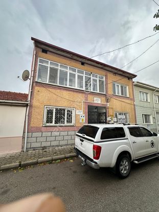 Yeşiltepe De 100 M2 Bahçeli Kombili Mustakil Ev Kiralık