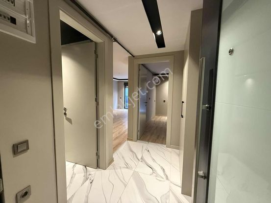 Sarısu Mahallesi Sıfır Binada, Lüks 1+1 Satılık Daire