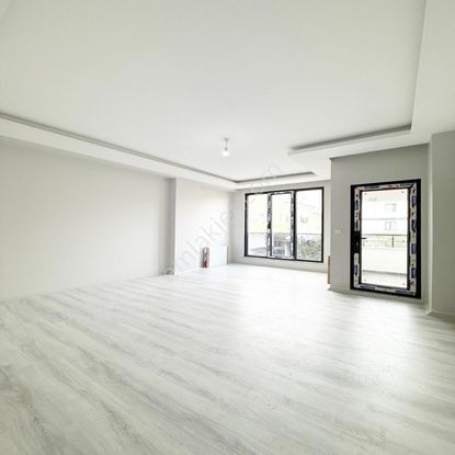 Çekmeköy Yapı Gayrimenkul'den Yunus Emre Mah. 2+1 Ara Kat !!