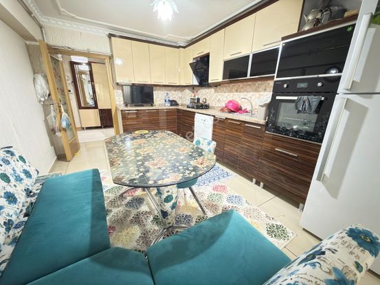 İmir Emlak'tan Merkezi Konumda 4+1 Satılık Daire