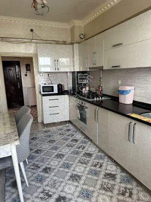 Salıbaba Yaşar Doğu Cadesine Yakın Satılık Daire