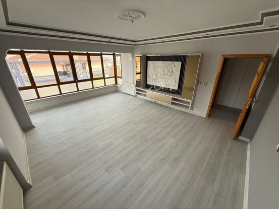 Sincan Selçuklu Mah De 3+1 Bağımsız Ön Cephe Satılık Daire