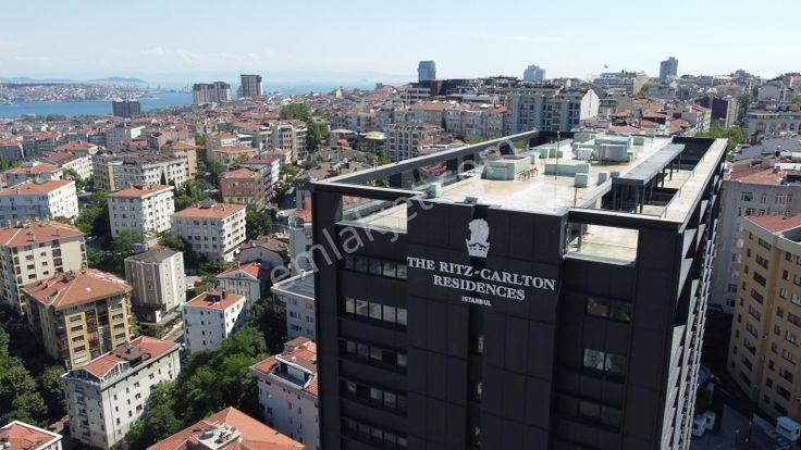 Fdn'den Ritz Carlton'da Eşyalı Yüksek Kat 1+1 Kiralık Daire
