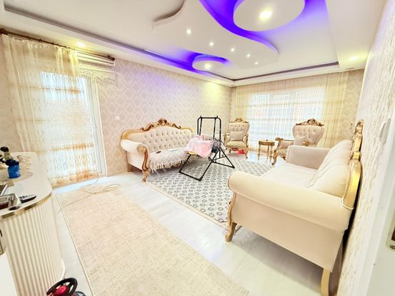 Şahintepe'de Asansörlü Binada Masrafsız Full Yapılı 4+1 Dubleks!