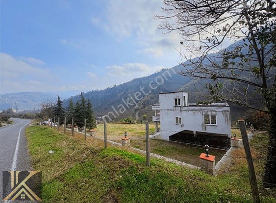 Erenyurt Yolu Üzerinde 4650 M2 Harmanlı Manzaralı Müstakil Ev