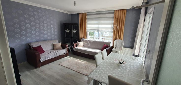 Adana Özal Bulvarında Aksagaza Yakın Eşyaları Yeni 2+1 Doğalgazlı Kiralık !! Açıklama Oku!!