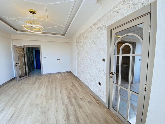 2,5+1 Satılık Sıfır Daire - Krediye Uygun - Cadde Üzeri