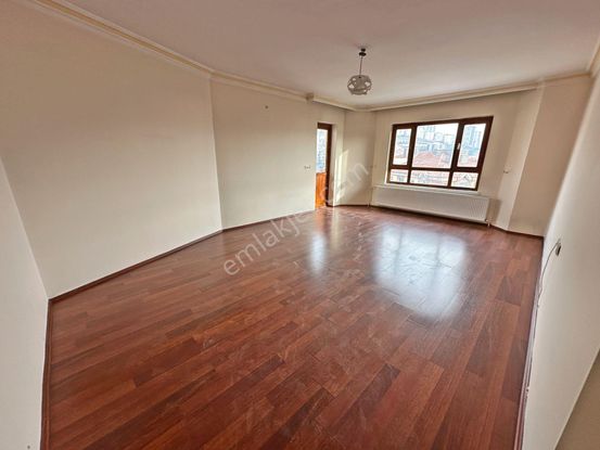 Bahçelerüstü Mahallesinde Merkezi Konumda Manzaralı 3+1 Satılık