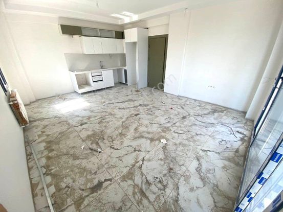 🏡🏡aktiften İddia Ediyoruz Bahçelievlerin Geniş 1+1 Satılık Dairesi