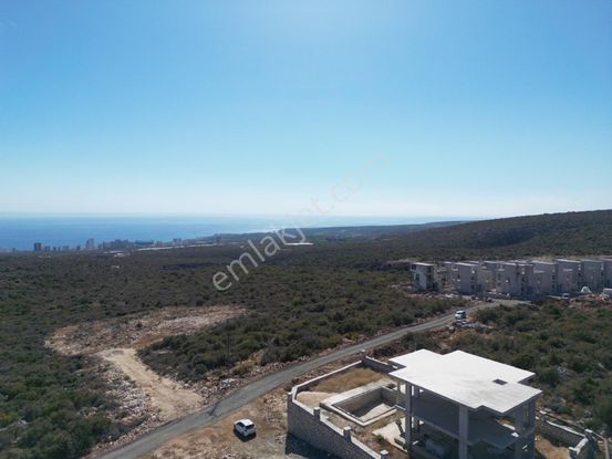 Kumkuyu Merkezde Full Deniz Manzaralı Satılık Villa Parseli