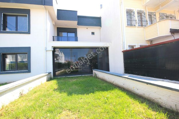 🟥🟥aktif'ten Burhaniye Öğretmneler'de Denize 500m Bahçeli 3+1 Satılık Villa 🟥🟥