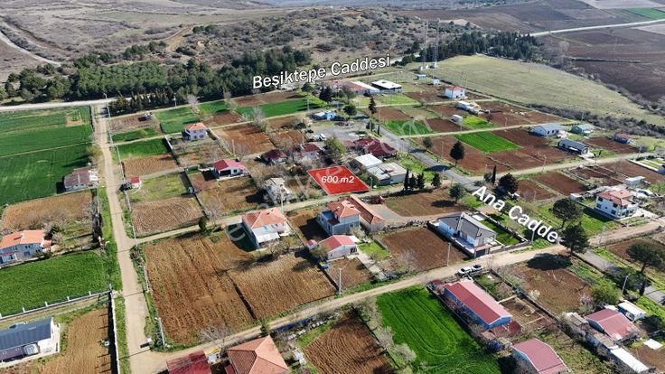 Ferhadanlı Köy İçi 600 M2 Villa İmarlı Ana Yola Yakın Arsa