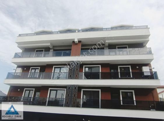 Başiskele Yeşilyurt Mahallesi Fırsat 3+1 Arakat Daire