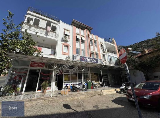 Soft Emlaktan Kaş Merkezde 130 M2 Kiralık Dükkan