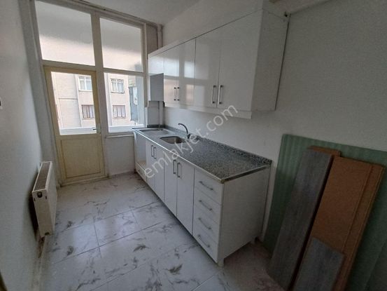 Şirinler Emlak Kiralık 2+1 Ofis Rızvanağa Cad Diyarbakır