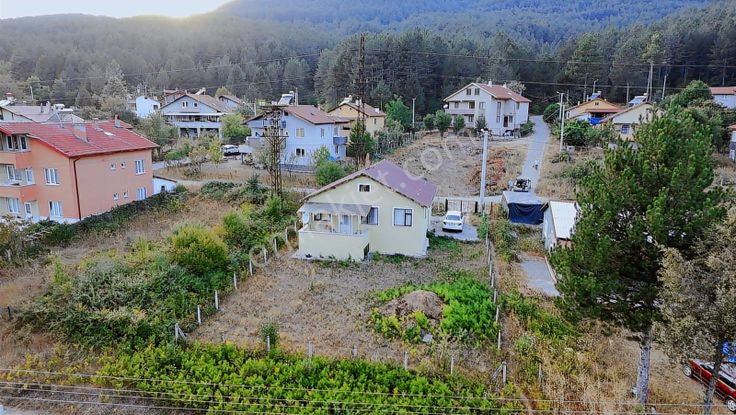 Kasım Ayı İndirimi! Satılık Saray Mahallesinde Bahçeli Ev