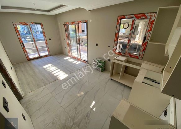 Mera Emlaktan Altınkumda Y.ısıtmalı Sıfır 1+1 65m2 Lüx Daire