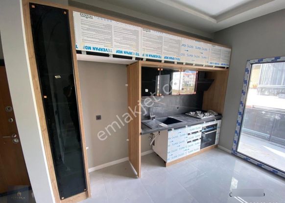 Mera Emlak - Akçayda Y.ısıtmalı Bahçeli 1+1 81m2 Ultra Lüx Daire