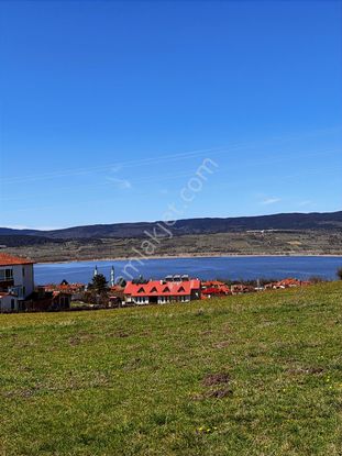 Yeniçağa Göl Manzaralı İmarlı Bitişik İki Arsa