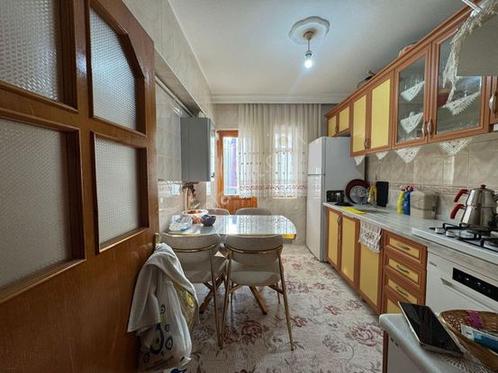 Kalecik Emlak'tan Fatih Mh'de Ara Katta 3 Cepheli Masrafsız 3+1