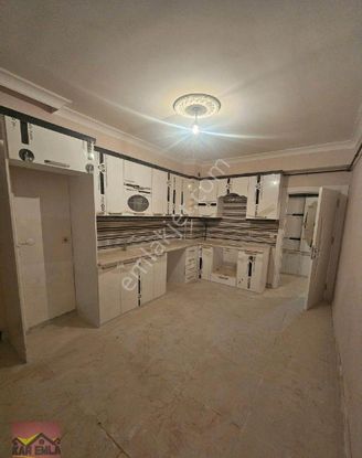 Abdülhamidhan Caddesi Civarında Geniş Hesaplı Daire