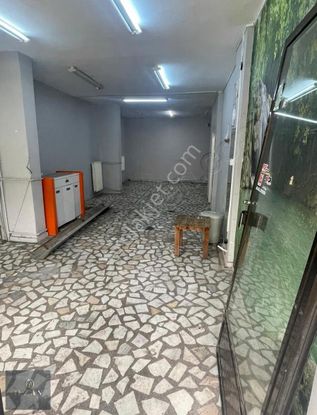 Ozan Emlaktan Cadde Üzeri 60m2 Lavabolu Doğalgazlı Giriş Dükkan