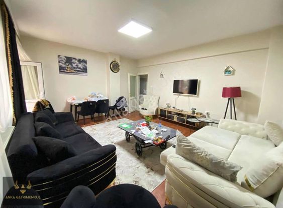 3 + 1 Satılık Daire Kiracı Siz Metrobüs İki Dakka