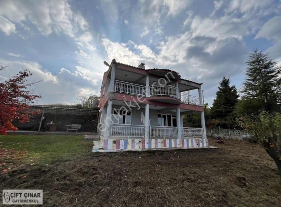 Allahdiyen' De Salihli Manzaralı Doğa İçinde Villa