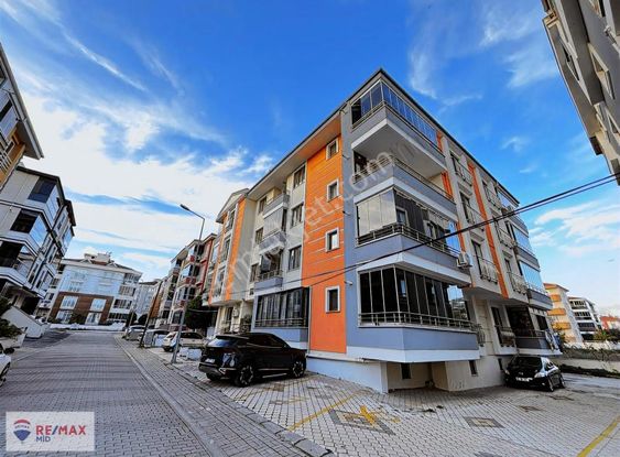 Remax Mid Toygar Mah. By Pasta Karşısı Satılık 3+1 Daire