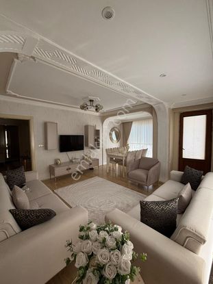 Yalova İsmetpaşada,millet Bahçesinin Yanında 280m2 5+1 Dubleks