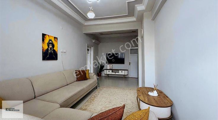 Emlak Ofisimden Hürriyet Mah 3+1 Yapılı Daire