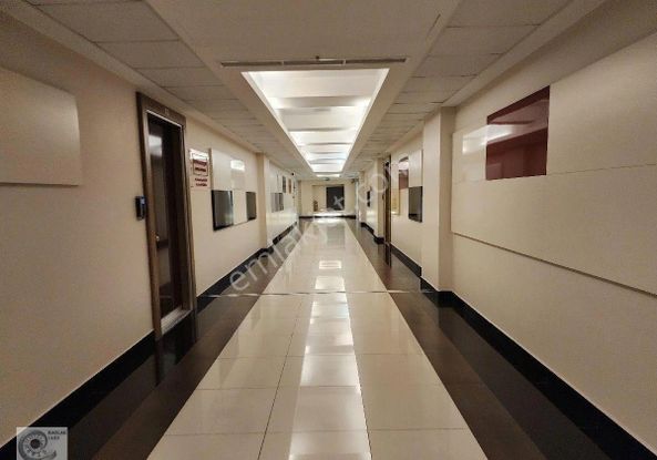 Maslak Noramin Plaza'da Kiralık 100m2 Ofis Kdv'li