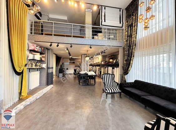 █ Cağaloglu 140 M2 / Marka Değeri Yüksek Köşe Dükkan █