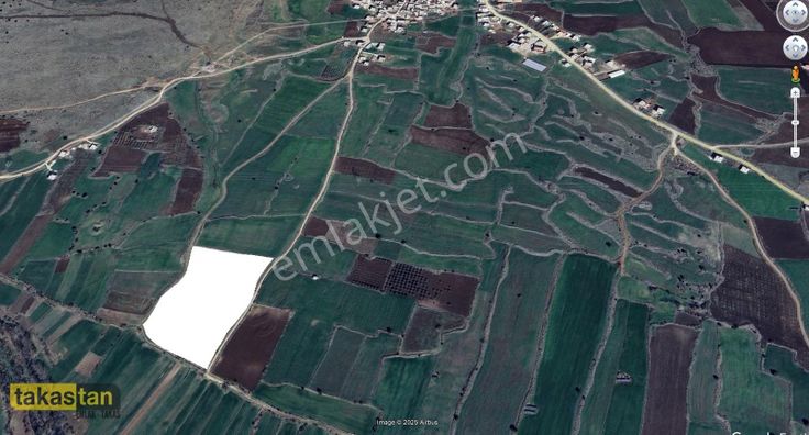 Yavuzeli Bakırca Tektapu Resmi Yola Cepheli Köye Yürüme Mesafesi