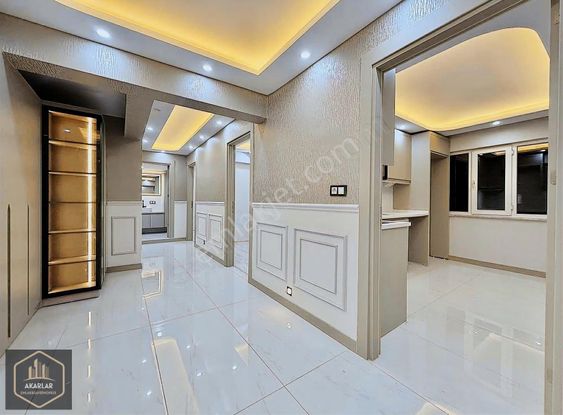 Manisa Yunusemre Yenımahalle Merkezefendı Konumlu 2 + 1