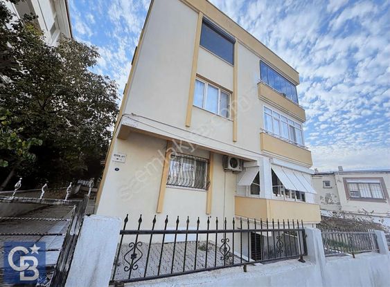 Çarşı Merkezde Eşyalı Satılık 3+1 135m2 Daire