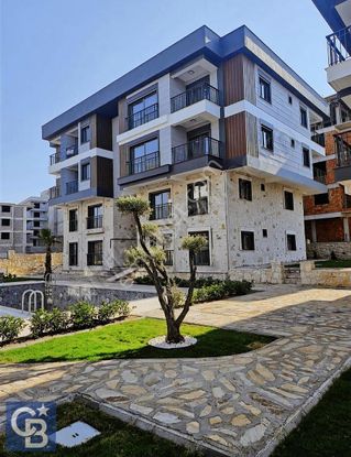 Havuzlu Butik Site İçerisinde Kapalı Mutfak Sıfır 2+1