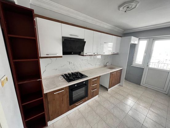 ꧁ay Emlaktan꧂akçay Merkezde Cuma Pazarında Arakat Ön Cephe Satılık 2+1masrasız Daire