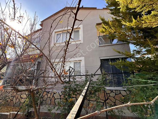 Korkuteli Uzunoluk Mahallesinde Full Bakımlı Müstakil Ev