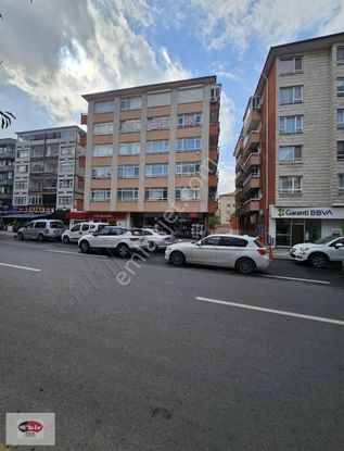 Esat Caddesi 3+1 Ara Kat Asansörlü Satılık Daire