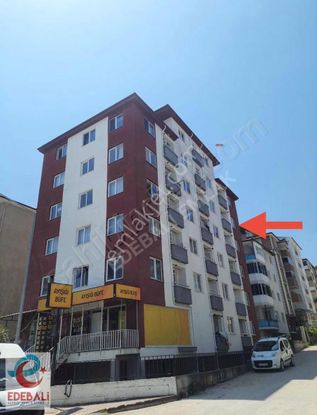 1+1 Satılık Arakat Hürriyet Mahallesi Kapalı Pazar Yanı