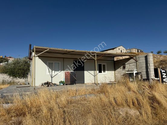 Kocasinan Saraycık 1+1 Odalı Prefabrik Müstakil Evli Arsa