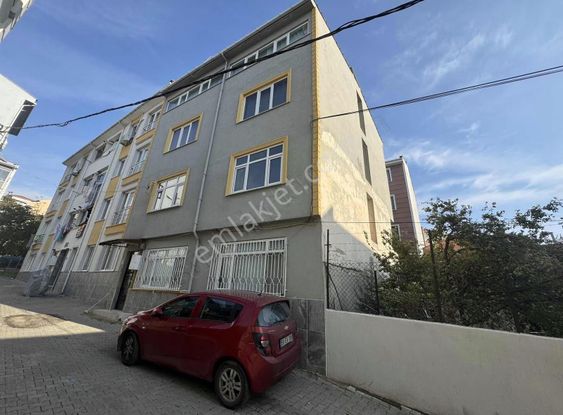 Tema Emlaktan Çiflikönü Mah Arakat Kiralık 2+1 Daire