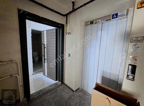 Çanakkale Barbaros Mh De Satılık Kapalı Mutfak 2+1 Daire