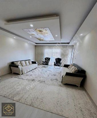 Acar Emlak'tan 8 Mart Mah Mardin Yolu Üzerinde 3+1 170m2 Daire