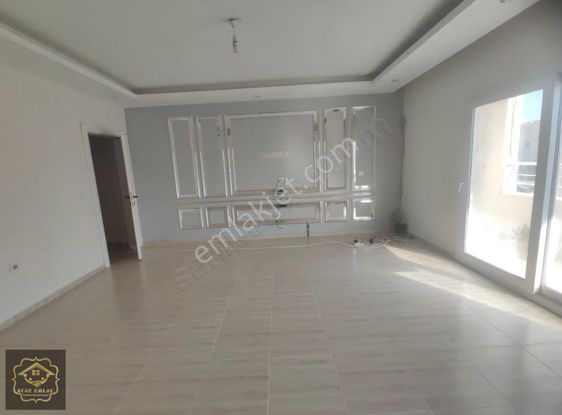 Acar Emlaktan Oğuzhan Orta Okulu Karşısı 3+1 170m2 Arakat Daire