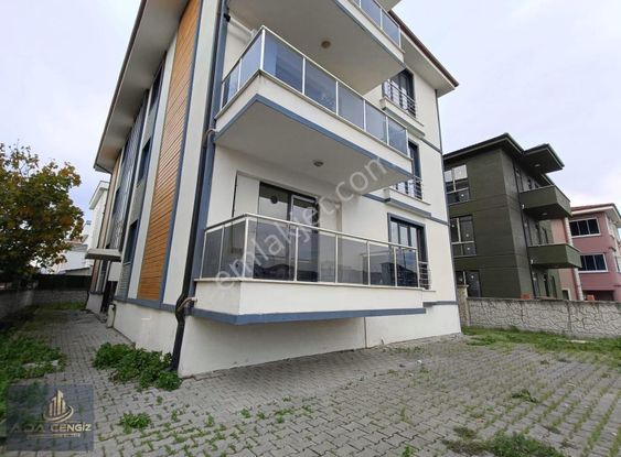 Serdivan Köprübaşında Oturuma Hazır 2+1 110 M2 Lüks Daire