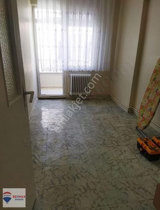 Lüleburgaz Gençlik Mahallesinde Satılık 3+1 Daire